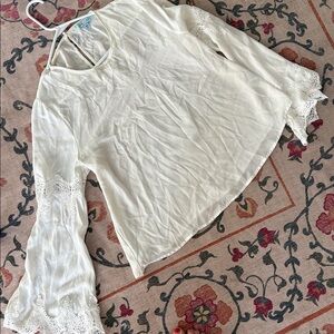 White boho style flowy top